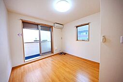 アムール野毛山公園 1階1Kのリビング/ダイニング