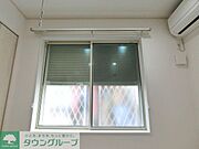 防犯シャッター付き