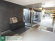 エントランスです。オートロック仕様です
