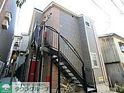 ヨーロピアンテイストなレンガ調のオシャレな外観。2棟現場、手前の建物です。