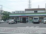 ★★ファミリーマート 徒歩1分。コンビニ 20m