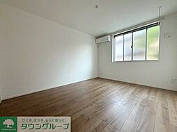 クレスト東村山 3階1Kのリビング/ダイニング