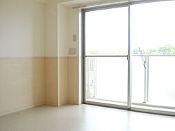 コンフォート武蔵野 4階1Kのリビング/ダイニング