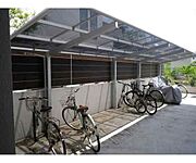★屋根付き駐輪場です★