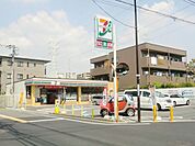 セブンイレブン 190m