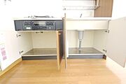 ☆キッチン下収納です☆