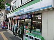 ファミリーマート成田東五丁目店 349m