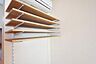 設備：★棚の高さが変えられる収納です★