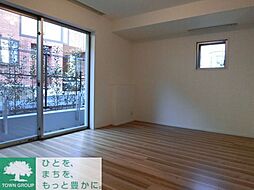 ラ・プレス神宮前 105 1階1Kのリビング/ダイニング