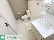 お部屋探しは株式会社　タウンハウジング　までお気軽にお問合せ下さい。クレジットカード決済・首都圏を中心直営143店舗　仲介件数全国2位の豊富な実績！諸費用・審査等・何でもご相談下さい。