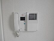 タウンハウジングレジデンス事業部　恵比寿店・赤坂店までお問合せ下さい。