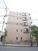 ★しっかりしたタイル張り★
