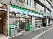ファミリーマート 374m