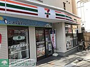 セブンイレブン渋谷初台1丁目店 徒歩2分。 90m