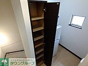 シューズボックス
