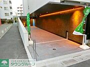 部屋探しは株式会社　タウンハウジング　までお気軽にお問合せ下さい。クレジットカード決済・首都圏を中心直営143店舗　仲介件数全国2位の豊富な実績！諸費用・審査等・何でもご相談下さい。