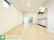 お部屋探しは株式会社　タウンハウジング　までお気軽にお問合せ下さい。クレジットカード決済・首都圏を中心直営143店舗　仲介件数全国2位の豊富な実績！諸費用・審査等・何でもご相談下さい。