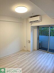 プレール・ドゥーク新宿Ｗｅｓｔ 110 1階1Kのリビング/ダイニング