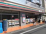 セブンイレブン 232m