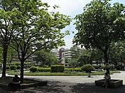 赤羽公園 836m
