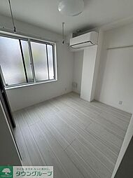 ポルトリヴェール 1階ワンルームのリビング/ダイニング