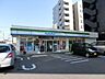 周辺：ファミリーマート千葉本町二丁目店 206m