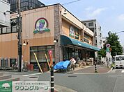 ワイズマート幕張本郷店 徒歩23分。 1770m