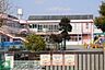 周辺：四街道市立千代田保育所 徒歩12分。幼稚園・保育園 930m