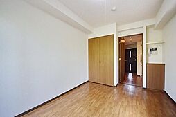 ドミール喜多見 3階1Kのリビング/ダイニング