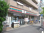 セブンイレブン 383m
