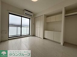 マリンパレス津田沼 102 1階1Kのリビング/ダイニング