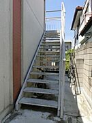 共用階段