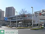千葉駅 690m