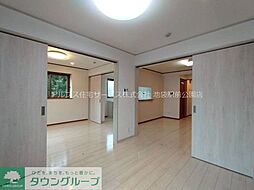 Parkside Residence 102 1階2LDKのリビング/ダイニング