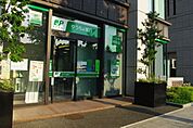 ゆうちょ銀行本店有楽町線地下鉄赤塚駅内出張所 545m