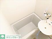 洗面台もついてるお風呂です。