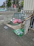 敷地内ゴミ置き場