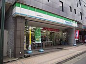 ファミリーマート 140m
