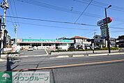 ドラッグセイムス北本店 徒歩9分。 650m