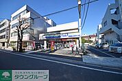 スリーエフ大宮桜木町4丁目店 徒歩8分。コンビニ 600m