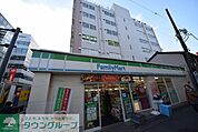 ファミリーマート大宮大門町一丁目店 368m