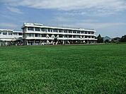 日野市立滝合小学校 1368m