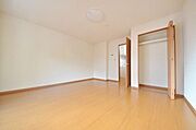 ゆっくり寝れそうなお部屋です♪
