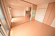間仕切り開放で18帖