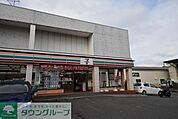 セブンイレブン草加青柳2丁目店 徒歩9分。 660m