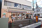 セブンイレブン東大宮店 422m