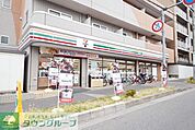 セブンイレブン東浦和駅南店 徒歩10分。コンビニ 790m