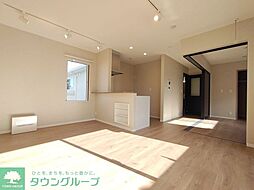 アゼリア 2階1LDKのリビング/ダイニング