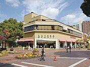 イトーヨーカドー多摩センター店 951m