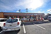 セブンイレブン日野平山6丁目店 572m